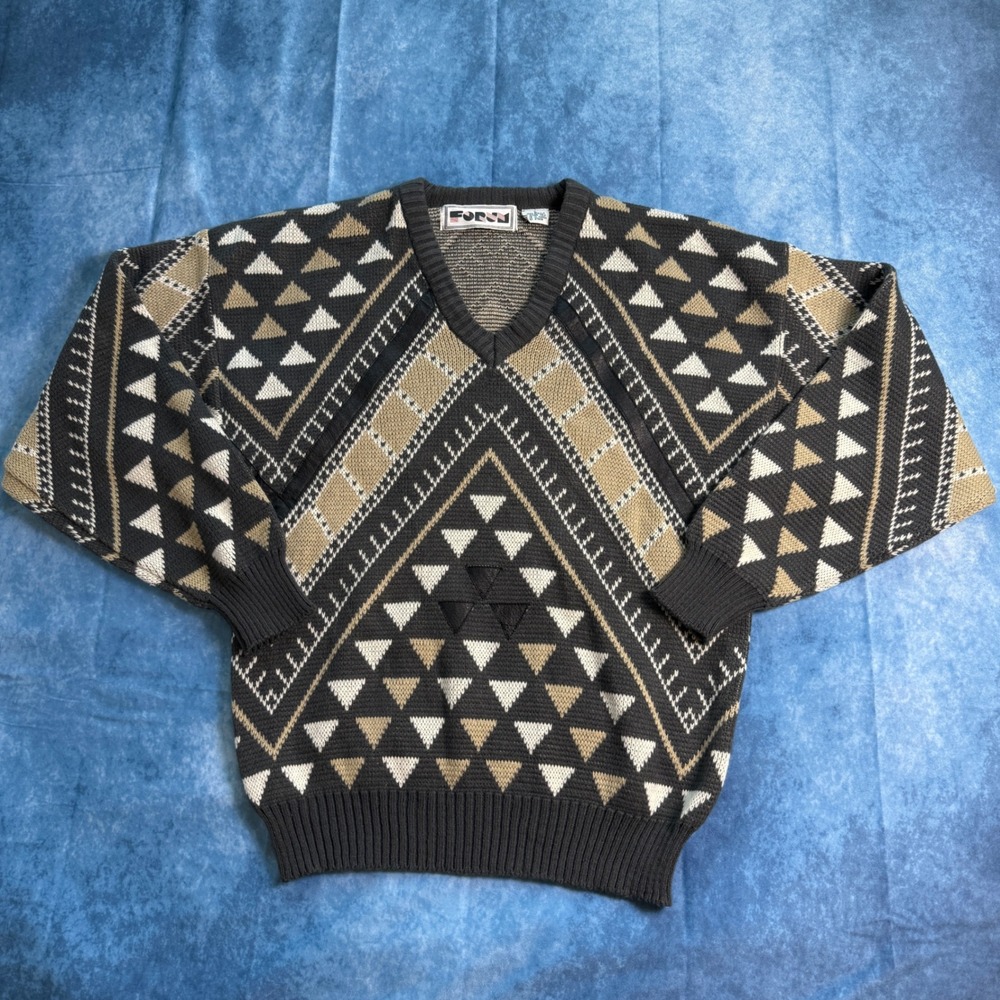 Vintage 90s Forum Geometric Knit V Neck Sweater Made in Korea Mens‎ L